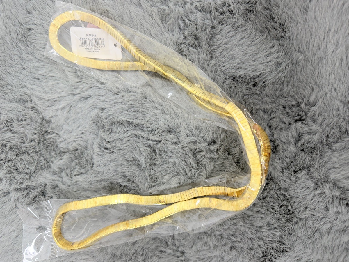 COLLAR MOLDEABLE