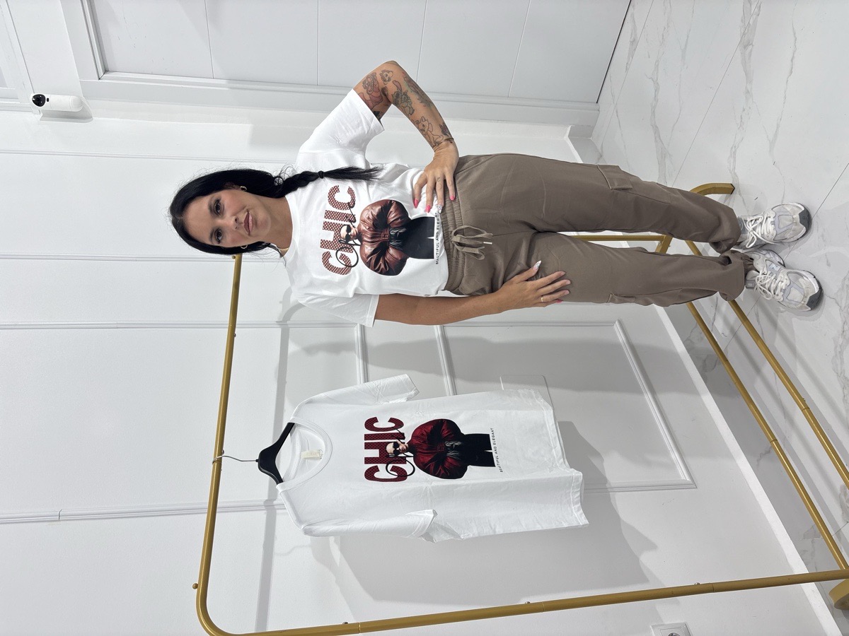 CAMISETA CHIC