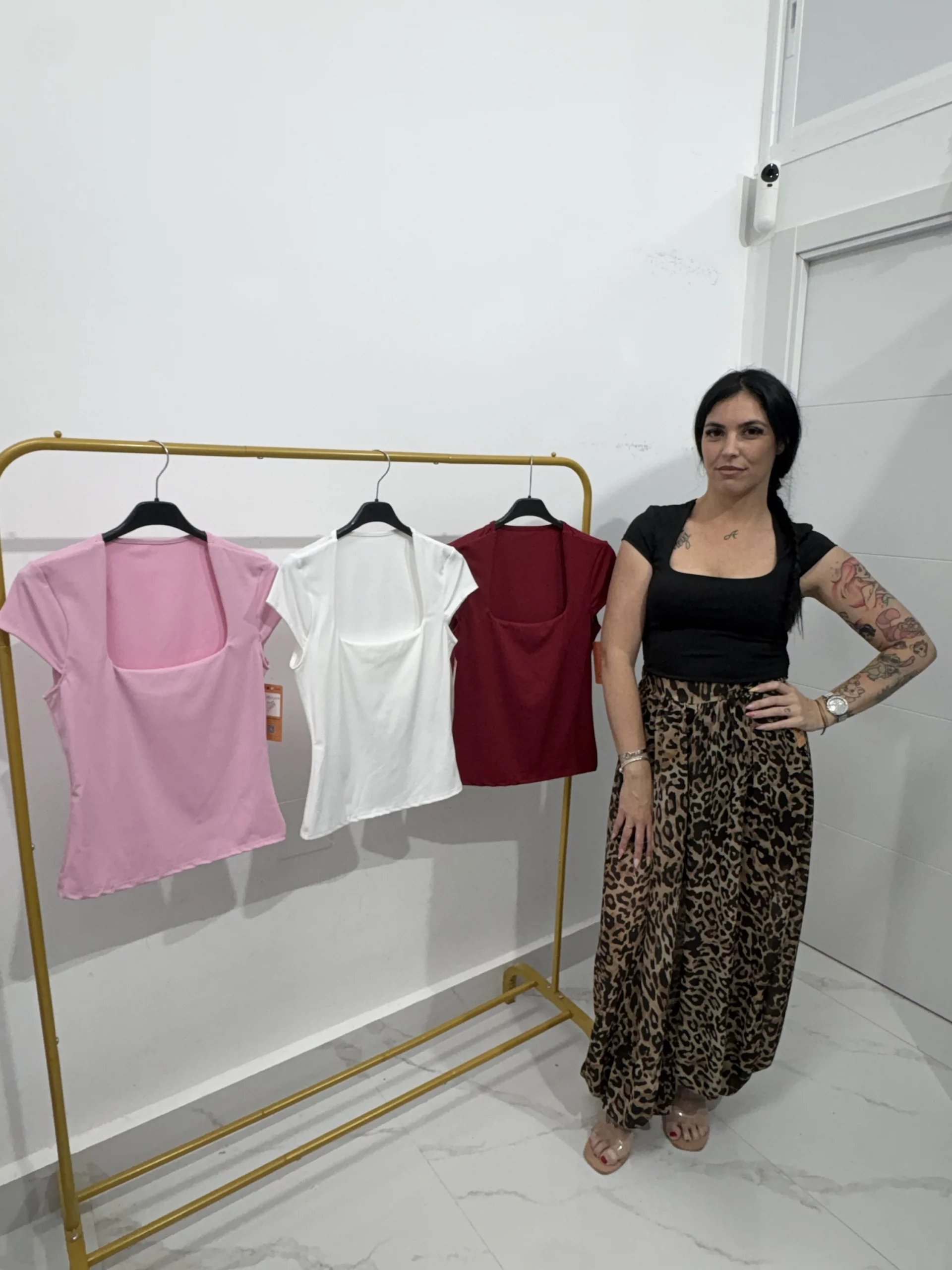 CAMISETA VALENTINA